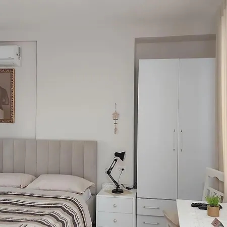 Tranquil Oasis For Two Aparthotel Tirana