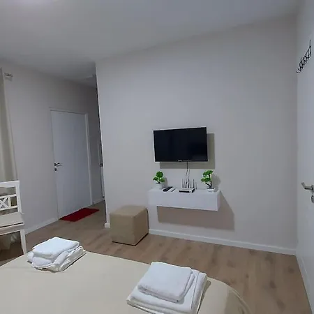 Tranquil Oasis For Two 아파트호텔 Selitë e Vogël