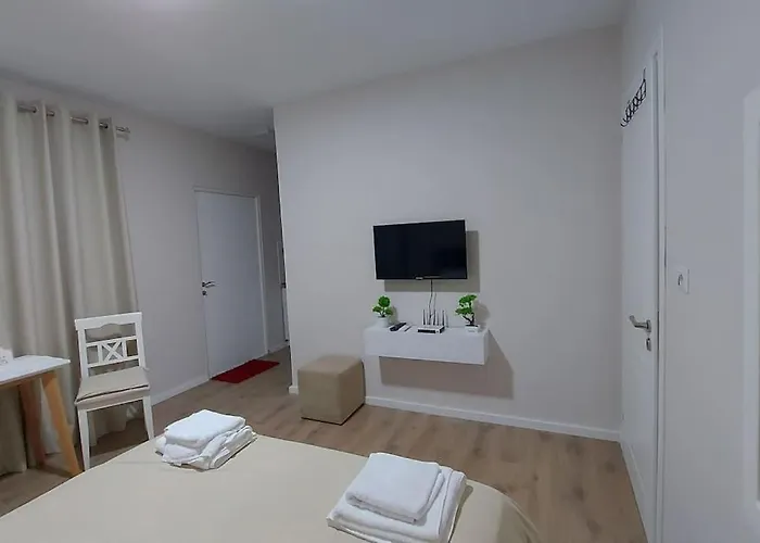 Tranquil Oasis For Two Aparthotel Selitë e Vogël